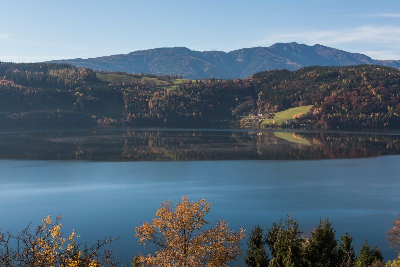 Soubor:Millstatt Dellach Millstaetter See 08112015 8857.jpg