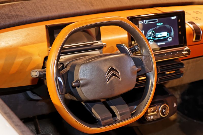 Soubor:Festival automobile international 2014 - Citroën C-Cactus - 004.jpg