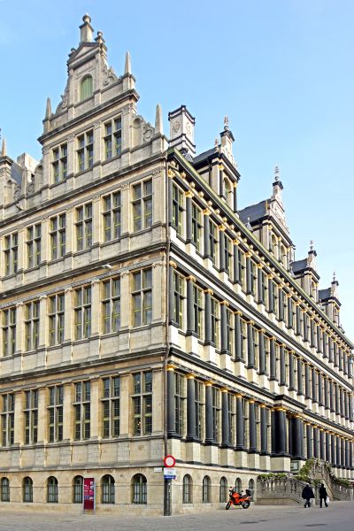 Soubor:Belgium-6327 - Ghent Town Hall (13896883080).jpg