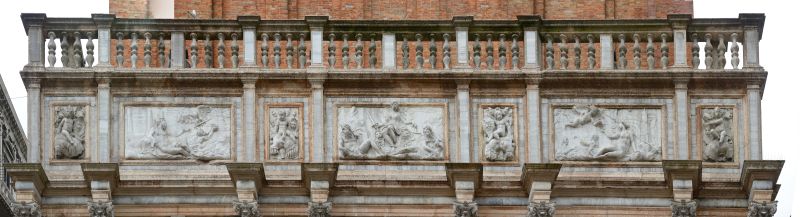 Soubor:Loggetta Sansovino Campanile San Marco Venezia.jpg