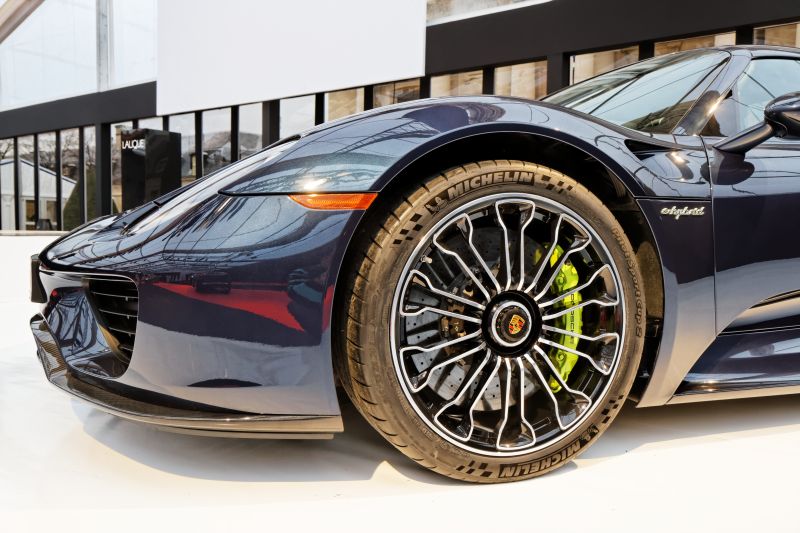 Soubor:Festival automobile international 2014 - Porsche 918 Spyder - 005.jpg