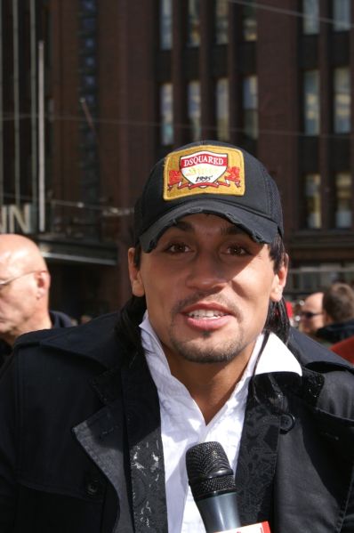 Soubor:Dima Bilan (May 2007).02.jpg