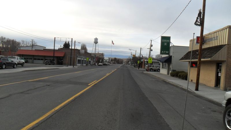 Soubor:Merrill Oregon Highway.JPG